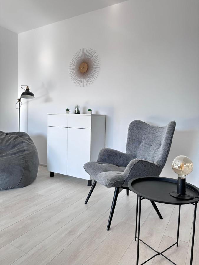 Apartment Room44 - *
